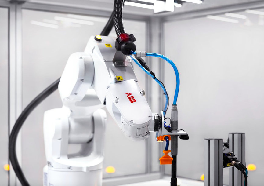 ABB:S AI-UTRUSTADE ROBOTIC ITEM PICKER GÖR DISTRIBUTIONEN SNABBARE OCH EFFEKTIVARE